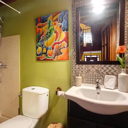 Casa Alberto Santos *