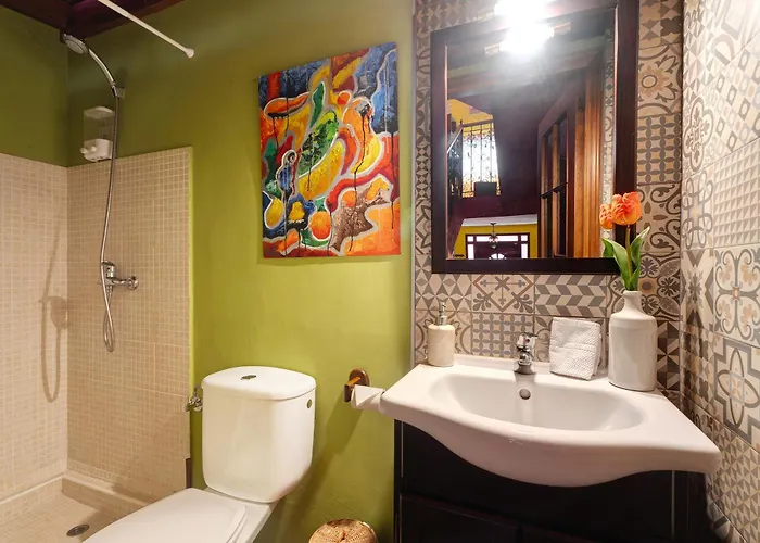 Casa Alberto Santos *