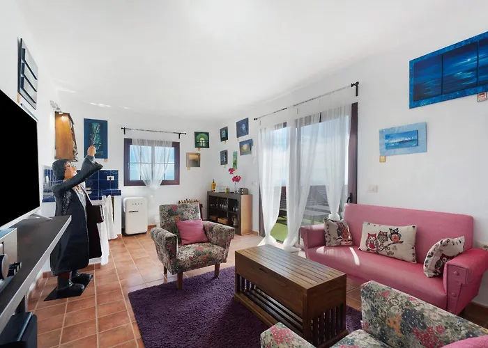 Casa Alberto Santos *